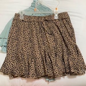 Boutique Skirt Size L New with tags